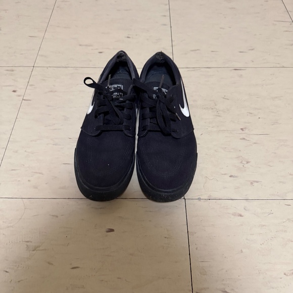 Nike Stefan Janoski - Picture 3 of 3